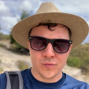 Meet your Posher, Jon